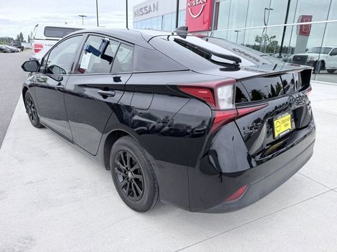 Used 2022 Toyota Prius AWD image 6