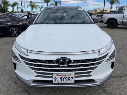 Used 2023 Hyundai Nexo Limited FWD image 3