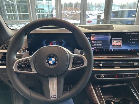 New 2026 BMW X5 xDrive40i w/ M Sport Package image 9