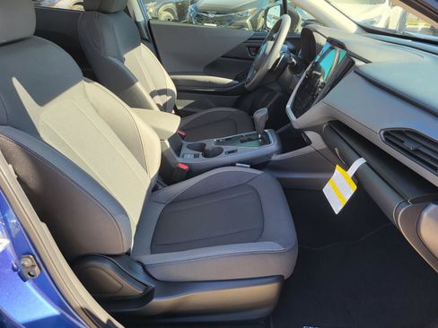 Used 2025 Subaru Crosstrek 2.0i Premium w/ Convenience Package #2 image 9