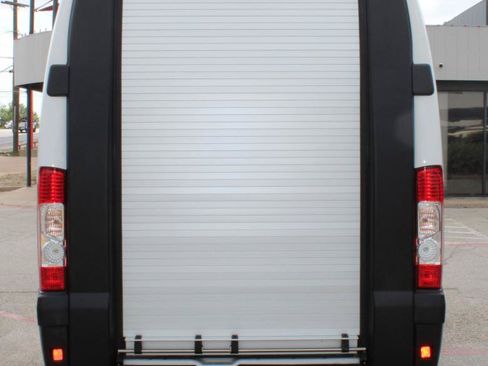 Used 2024 RAM ProMaster 3500 w/ Delivery Van Package FWD image 5