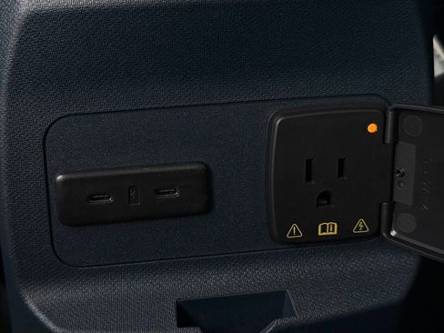 New 2026 Ford Maverick Lariat image 53