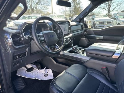 Used 2025 Ford F150 Platinum w/ FX4 Off-Road Package AWD/4WD image 18