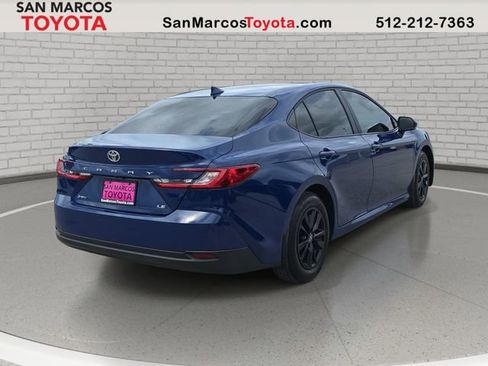 Used 2026 Toyota Camry LE w/ Convenience Package image 5