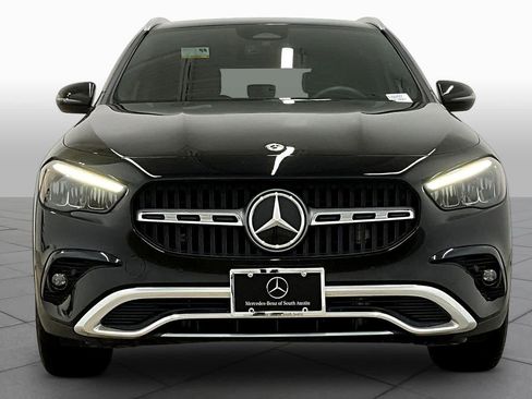 Certified 2025 Mercedes-Benz GLA 250 image 4
