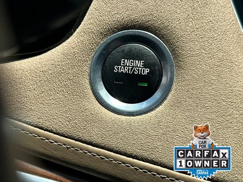 Used 2018 Cadillac XT5 Platinum w/ Driver Assist Package AWD/4WD image 22