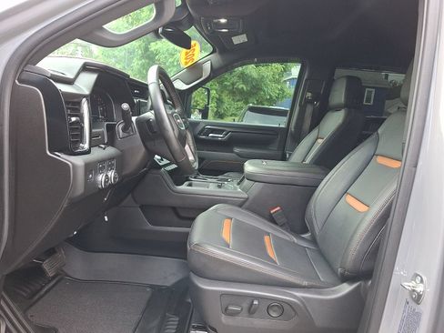 Used 2025 GMC Sierra 3500 AT4 AWD/4WD image 13