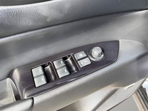 Used 2020 MAZDA CX-5 Touring FWD image 24