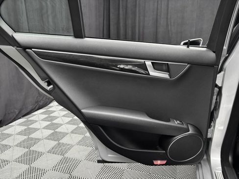 Used 2013 Mercedes-Benz C 300 Sport image 25