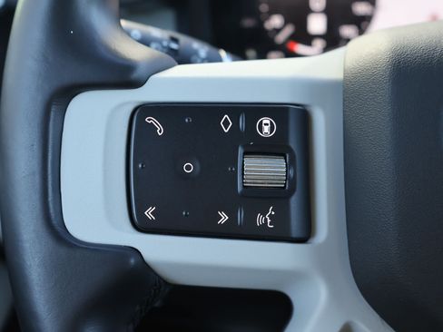 Used 2024 Land Rover Defender 110 S AWD/4WD image 19