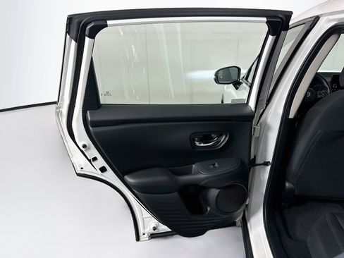 Used 2024 Honda HR-V LX image 24