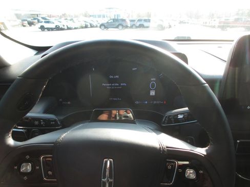 Used 2025 Lincoln Aviator Reserve w/ Jet Appearance Package image 31