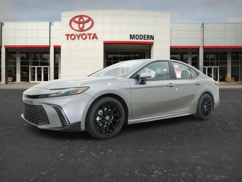 New 2026 Toyota Camry SE FWD image 11