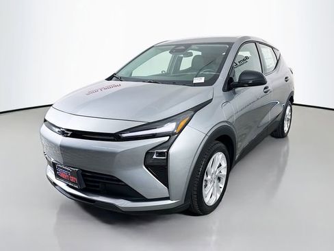 New 2027 Chevrolet Bolt LT w/ Comfort Package FWD image 3