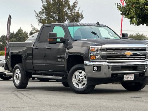 Used 2016 Chevrolet Silverado 2500 LT w/ LT Convenience Package image 2