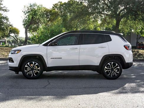Used 2023 Jeep Compass Limited image 8