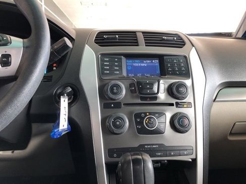 Used 2012 Ford Explorer FWD image 26
