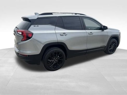 Certified 2023 GMC Terrain SLE w/ Driver Convenience Package AWD/4WD image 5