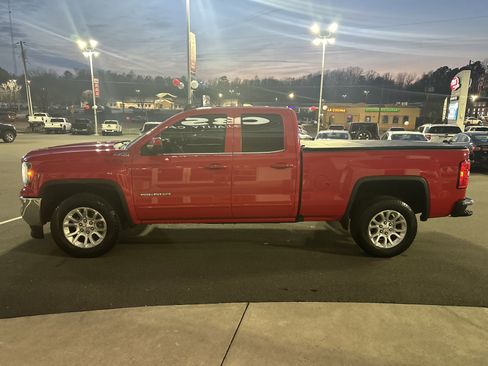 Used 2017 GMC Sierra 1500 SLE w/ SLE Value Package image 5