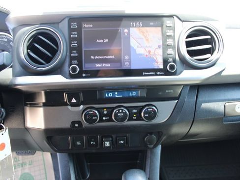 Used 2022 Toyota Tacoma SR5 RWD image 21