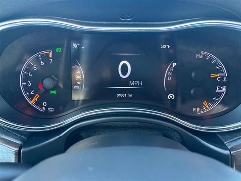 Used 2018 Jeep Grand Cherokee Limited image 7