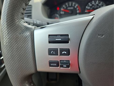 Used 2016 Nissan Frontier SV w/ SV Value Truck Package RWD image 19