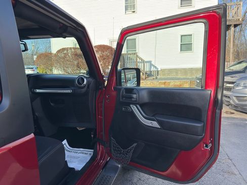 Used 2013 Jeep Wrangler Sahara w/ Dual Top Group image 16