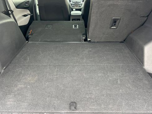 Used 2024 Chevrolet Equinox LT image 12