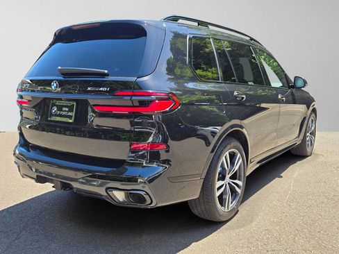 Used 2026 BMW X7 xDrive40i w/ M Sport Package AWD/4WD image 4