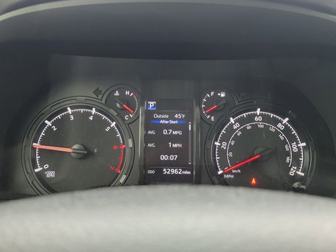 Used 2022 Toyota 4Runner SR5 Premium w/ Moonroof Package image 24