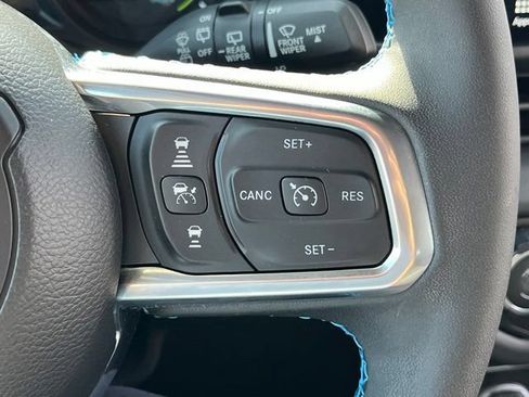 Used 2024 Jeep Wrangler High Altitude AWD/4WD image 16