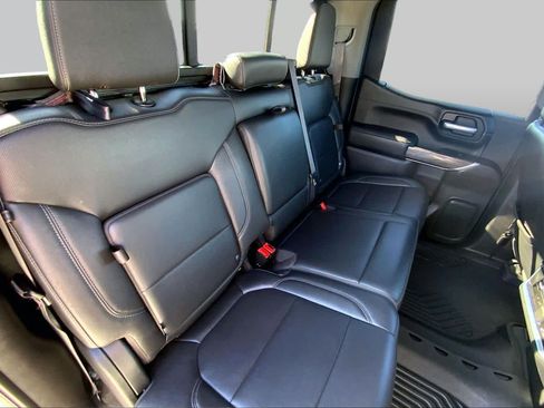 Used 2021 Chevrolet Silverado 1500 LTZ AWD/4WD image 18