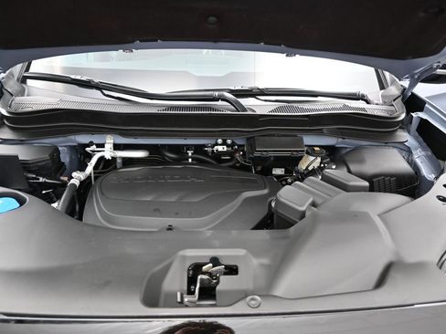 Used 2026 Honda Ridgeline Black Edition image 11