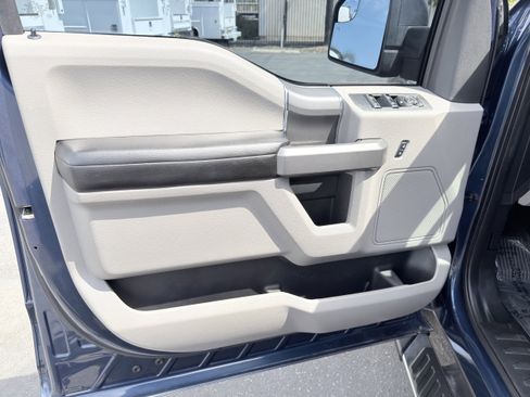 Used 2016 Ford F150 XLT w/ Equipment Group 301A Mid image 22