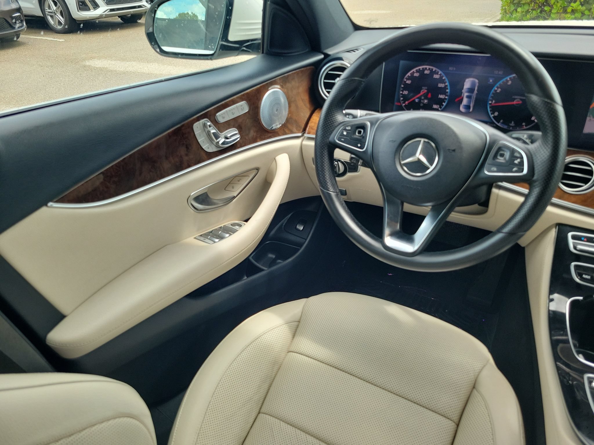 Used 2018 Mercedes-Benz E 300 image 15