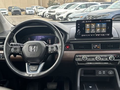 Certified 2023 Honda Pilot Elite image 22