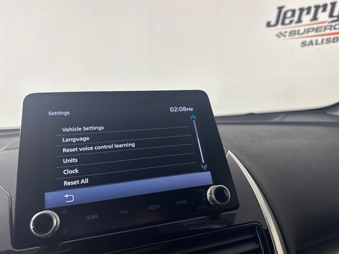 Used 2024 Mitsubishi Eclipse Cross SEL AWD/4WD image 19