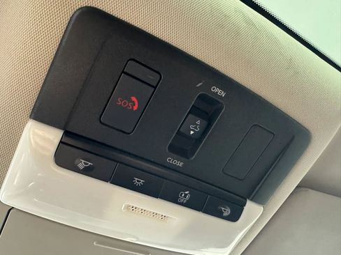 Used 2022 Nissan Altima 2.5 SL FWD image 24