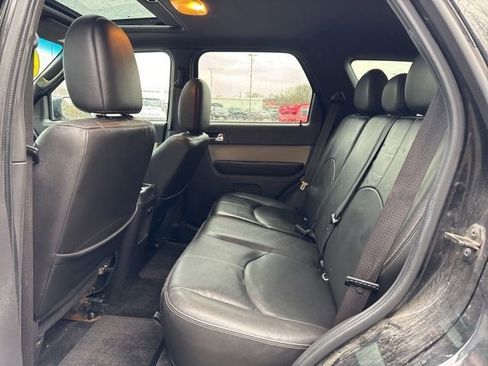 Used 2010 Mercury Mariner Premier FWD image 21