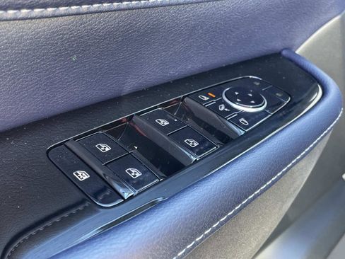 New 2026 INFINITI QX80 4WD image 9