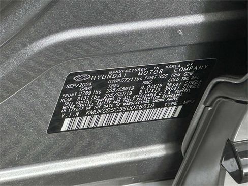 Used 2025 Genesis GV60 AWD image 16