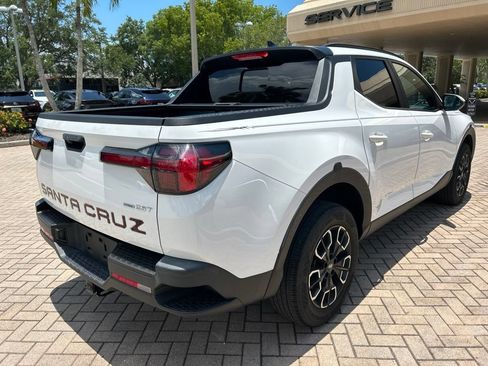 Used 2023 Hyundai Santa Cruz SEL Premium AWD/4WD image 3