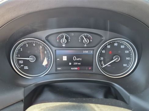 Used 2023 Buick Enclave Essence w/ Experience Buick Package FWD image 15