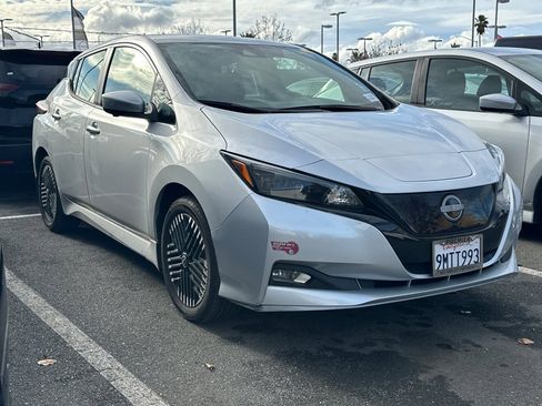 Certified 2024 Nissan Leaf SV Plus image 2
