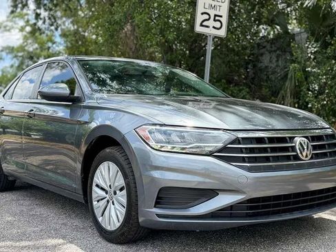Used 2019 Volkswagen Jetta S w/ Driver Assistance Package FWD image 5