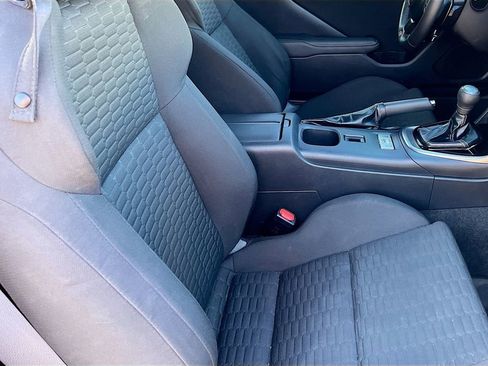 Used 2023 Toyota GR86 w/ ALL Weather Mat Package (TMS) RWD image 26