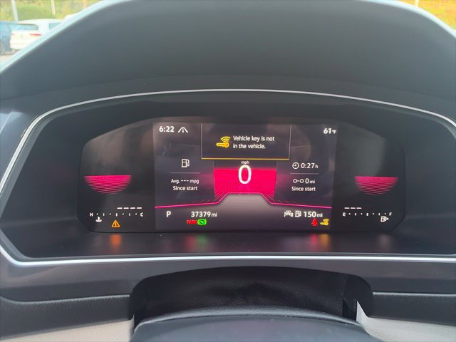 Certified 2023 Volkswagen Tiguan SE R-Line AWD/4WD image 23