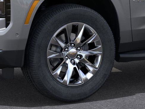 New 2026 Chevrolet Suburban Premier w/ Sun And Tow Package image 34