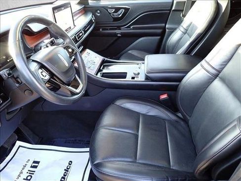 Used 2023 Lincoln Aviator Reserve image 15