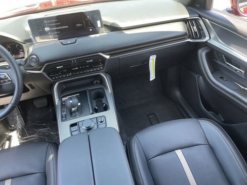 New 2025 MAZDA CX-70 Plug-In Hybrid w/ Premium Plus image 19